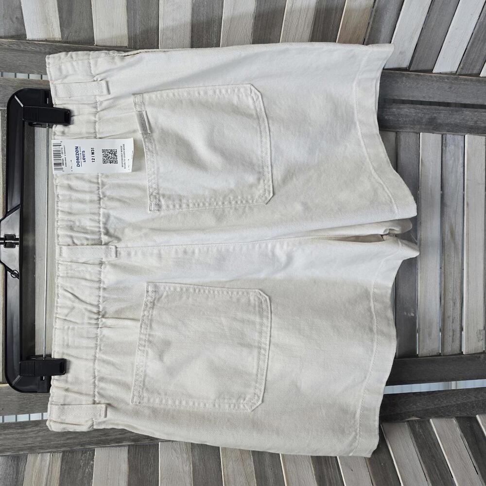 Women's High-Rise Loose A-Line Jean Shorts | Denizen from Levi's | 16 - Picture 5 of 9